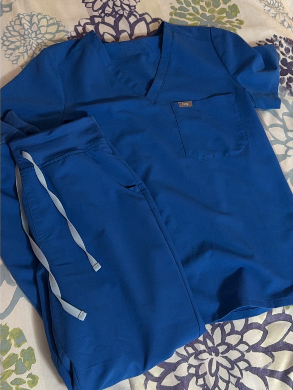 Figs Men's Royal Blue Scrub Set - Top & Jogger Pants